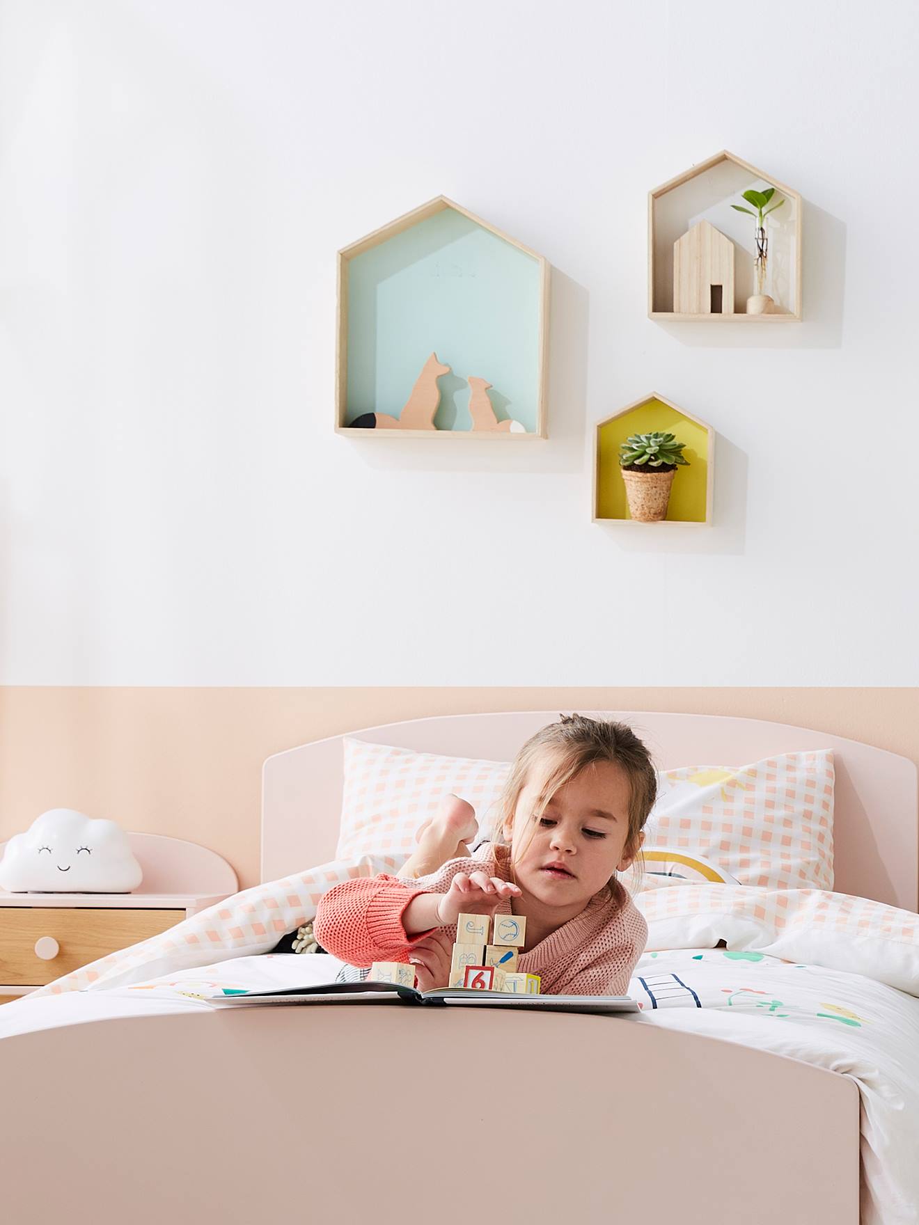  Conjunto de 3 estanterías de pared resistentes de madera de  abedul para habitaciones infantiles : Bebés