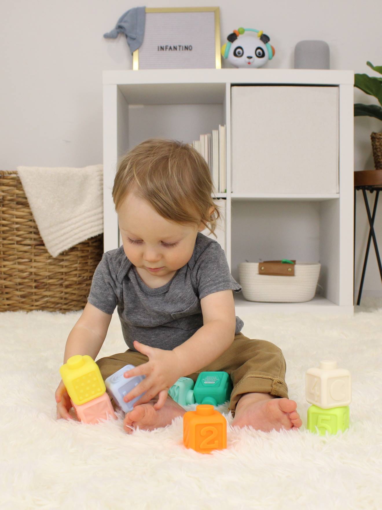 cubos apilables INFANTINO multicolor Infantino